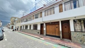 cs2400047 img 2 large