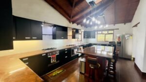 rs2300566 img 38 large