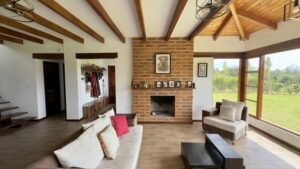 rs2400300 img 4 large