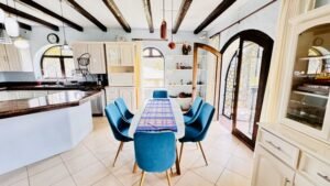 rs2400640 img 20 large