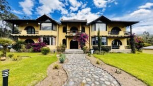 rs2400640 img 27 large